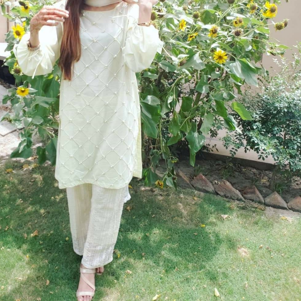 Pakistani indian outfit kurta trouser